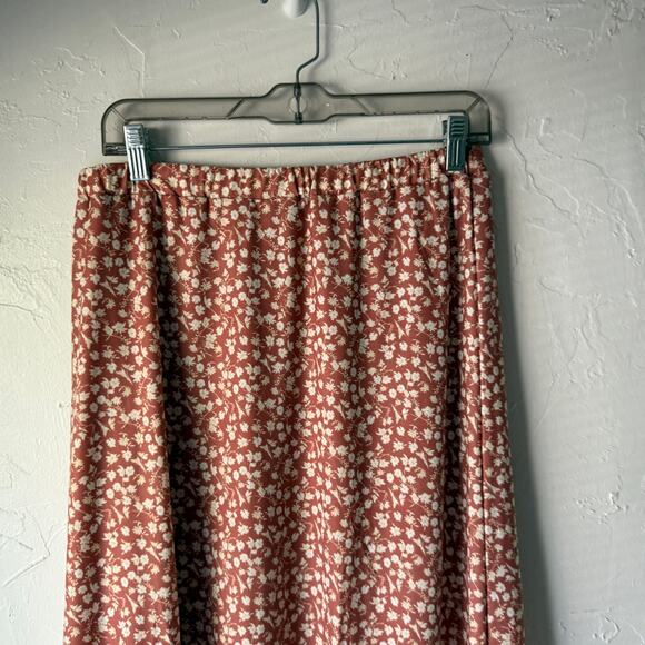 Wishlist Apparel Floral Midi Skirt Rust Clay White Flowers Large‎ Cottagecore - Picture 2 of 7